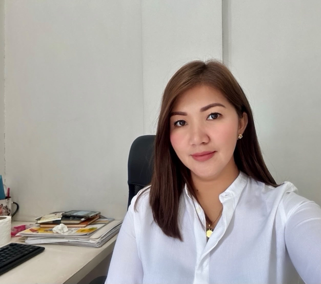 Chloe Norton, Staffing Manager